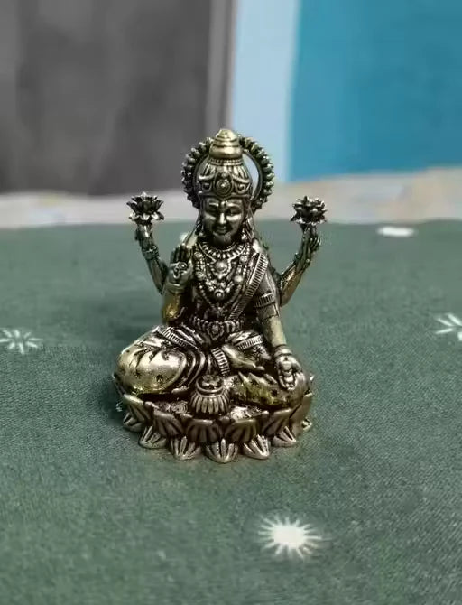 2 Inch Very Small Maalaxmi Ji Idol – Compact Divine Blessing Statue